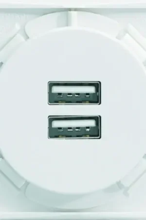 Aanbieding Hager Integro usb-oplaadcontactdoos mat 230V 3000mA inbouw wit 926102509