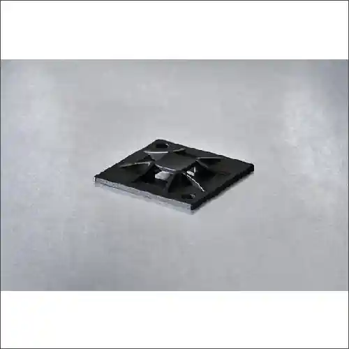 Aanbieding HELLERMANN QM30A-PA66-BK-C1 PLAKZADEL 30X30 ZW